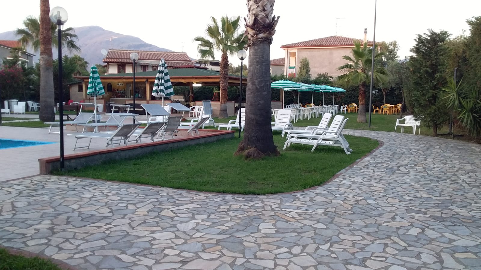 Hotel Sea Breeze Hotel Sea Breeze