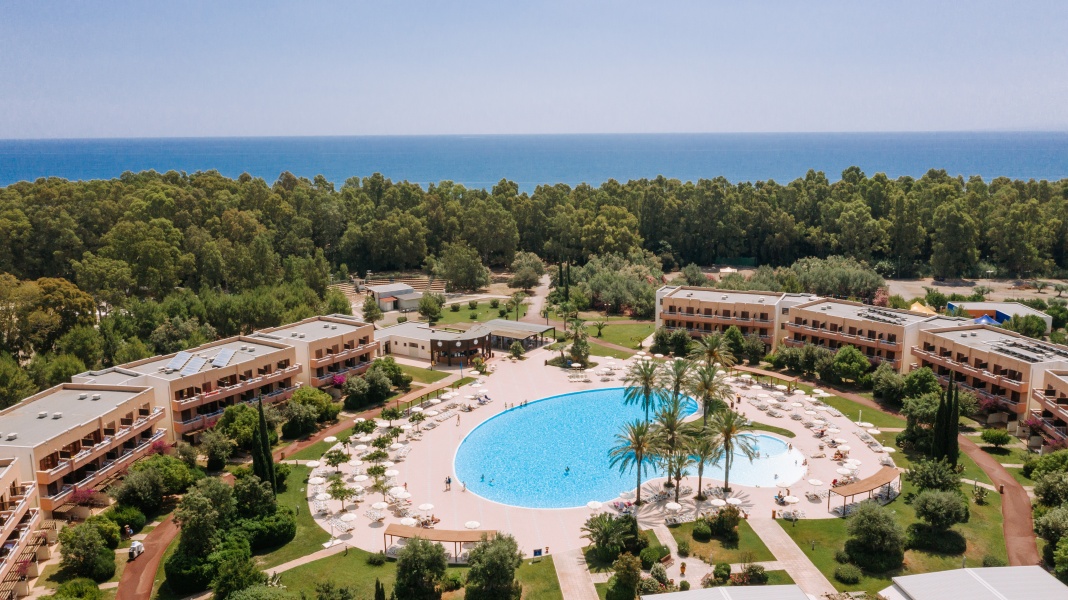 piscina otium resort